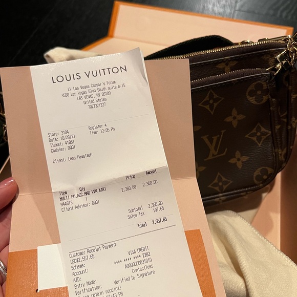 Louis Vuitton - Picture 7 of 7